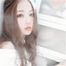 女乞丐npc被游客们投喂零食